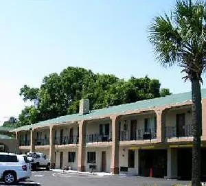 Americas Value Inn-savannah Savannah